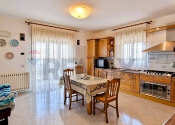 Cucina - Villa VIA FILIPPO MEDA
 
77, Giarre - foto 16