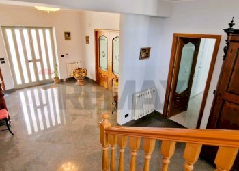 Hall / corridoio - Villa VIA FILIPPO MEDA
 
77, Giarre - foto 29