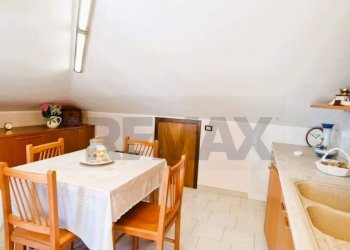 Sala da pranzo - Villa VIA FILIPPO MEDA
 
77, Giarre - foto 64
