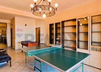 Sala da pranzo - Villa VIA FILIPPO MEDA
 
77, Giarre - foto 91