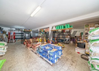 Dispensa di stoccaggio - Laboratorio Via Del Ponte Degli Incastri
00123, Roma - foto 7