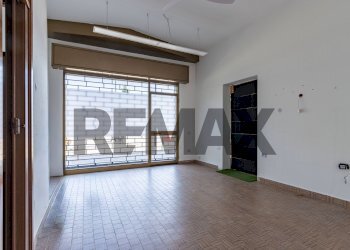 Stanza vuota - Negozio Piazza Butti
8, Garbagnate Monastero - foto 20