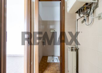 Bagno - Negozio Piazza Butti
8, Garbagnate Monastero - foto 25