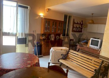 Sala da pranzo - Villa Contrda D'urso
 
snc, Adrano - foto 17