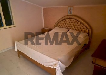 Camera / camera da letto - Villa Contrda D'urso
 
snc, Adrano - foto 26