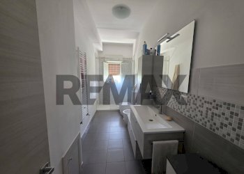 Bagno - Trilocale via Goiovanni Meli
 
47, Fiumefreddo di Sicilia - foto 6