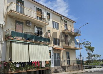 Edificio all\'aperto - Trilocale via Goiovanni Meli
 
47, Fiumefreddo di Sicilia - foto 16