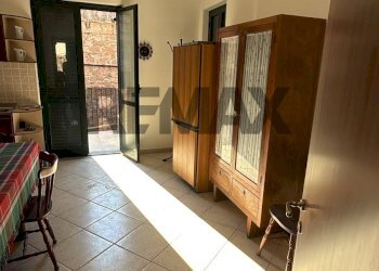 Camera / camera da letto - Casa indipendente via ruota
 
4-6, Santo Stefano di Camastra - foto 13