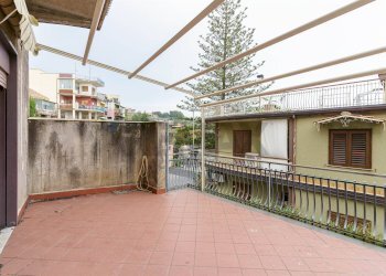 Terrazza - Casa indipendente via acicastello
33, Aci Castello - foto 5