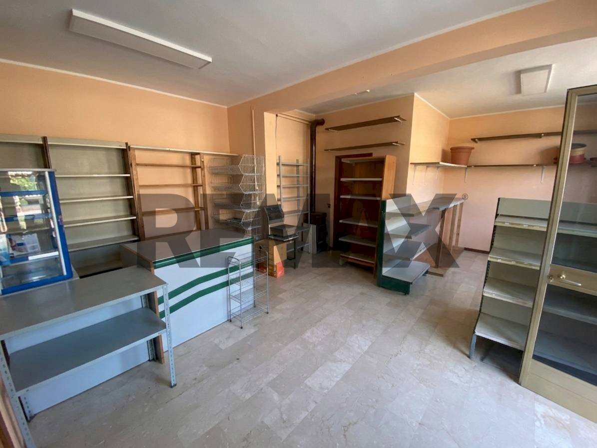 Dispensa di stoccaggio - Negozio Via Garibaldi
snc, Villadose - foto 2