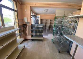 Dispensa di stoccaggio - Negozio Via Garibaldi
snc, Villadose - foto 3