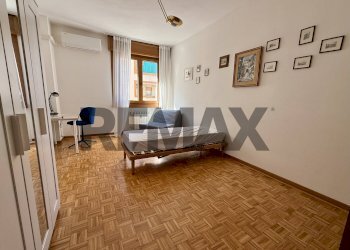 Camera / camera da letto - Four-room apartment via conti
26, Trieste - photo 6