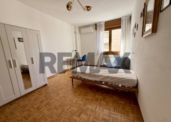 Camera / camera da letto - Four-room apartment via conti
26, Trieste - photo 7