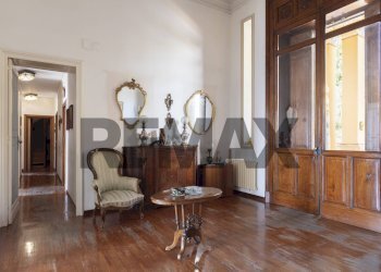 Hall / corridoio - Appartamento Via Torquato Tasso
 
292bis, Napoli - foto 2