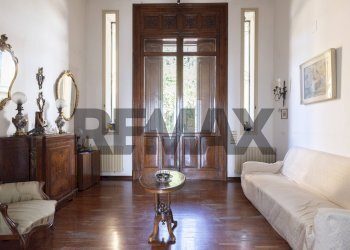 Soggiorno - Appartamento Via Torquato Tasso
 
292bis, Napoli - foto 3