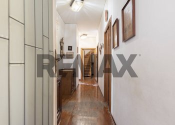 Hall / corridoio - Appartamento Via Torquato Tasso
 
292bis, Napoli - foto 6