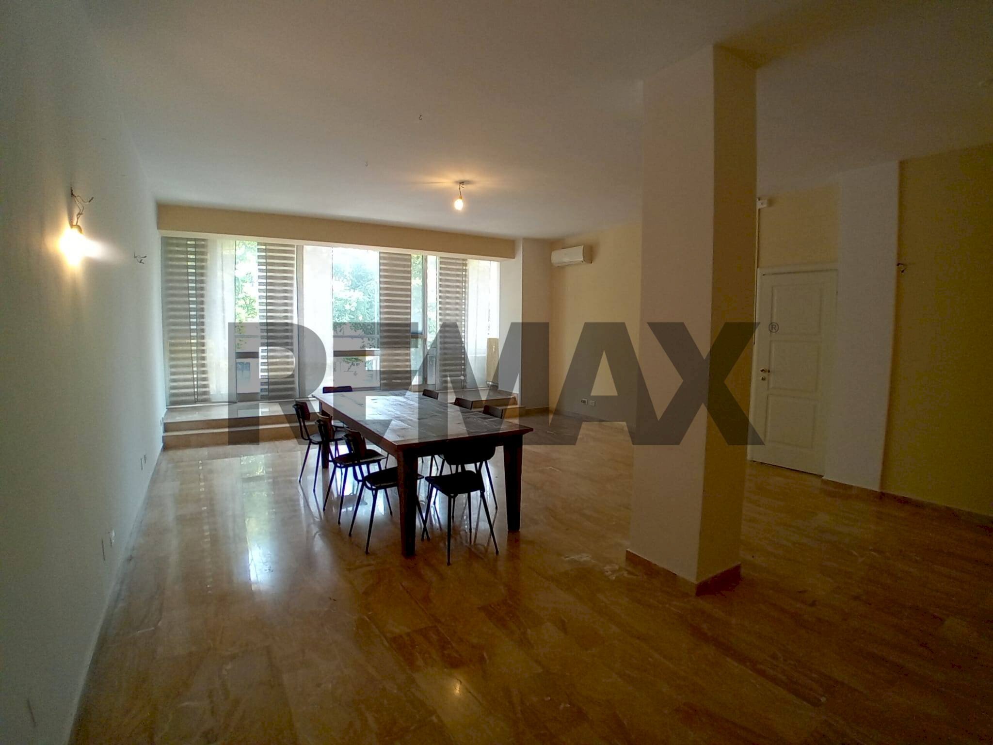 Sala da pranzo - Appartamento Viale Cavour
 
129, Ferrara - foto 1
