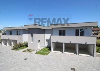 Casa all\'aperto - Quadrilocale via  San Gaudenzio
 
SNC, Ponte San Pietro - foto 11