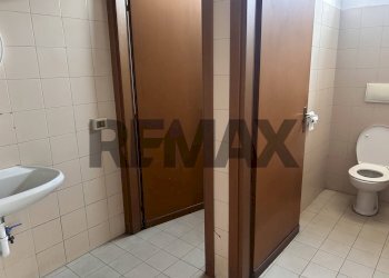 Bagno - Capannone VIA ACHILLE GRANDI
28, Cantù - foto 9