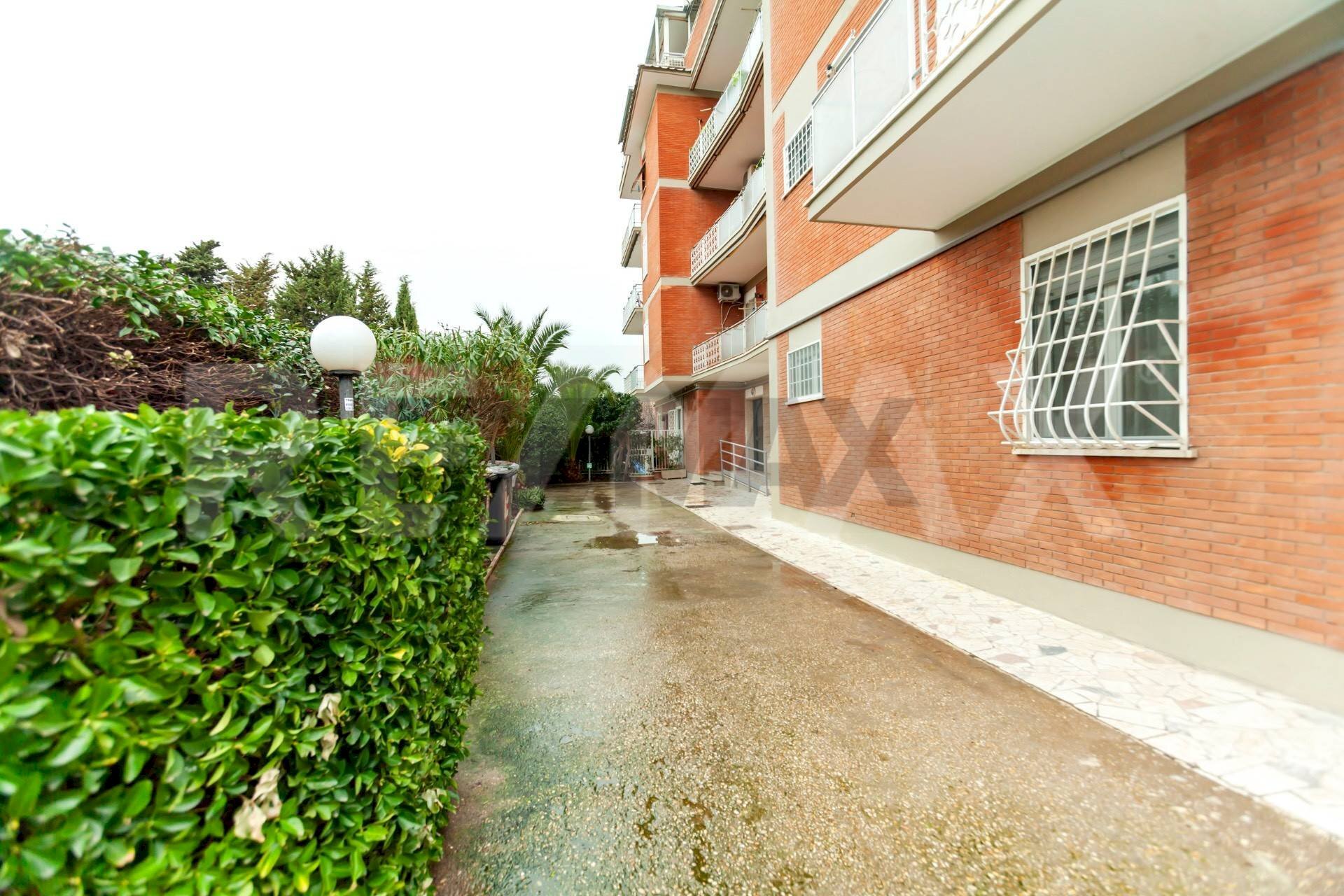 Edificio all\'aperto - Quadrilocale Via dalmazia
 
26, Ciampino - foto 3