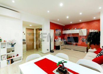 Soggiorno - Quadrilocale Via dalmazia
 
26, Ciampino - foto 9
