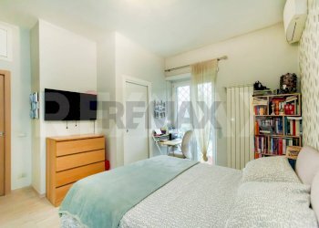 Camera / camera da letto - Quadrilocale Via dalmazia
 
26, Ciampino - foto 17