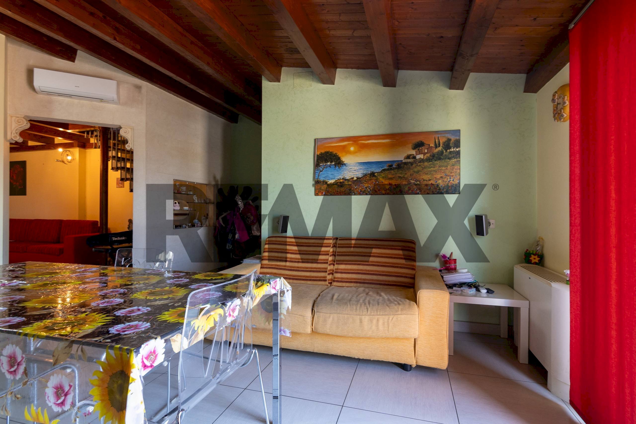 Sala da pranzo - Appartamento Via Vittorio De Sica
11, Comiso - foto 3