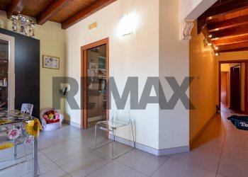 Hall / corridoio - Appartamento Via Vittorio De Sica
 
11, Comiso - foto 5