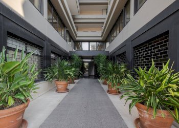 Ricezione / Lobby - Quadrilocale Via Cardinale Agostino Ciasca
 
9, Bari - foto 2