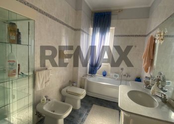 Bagno - Trilocale via Attilio Gisotti
 
43, Trani - foto 11