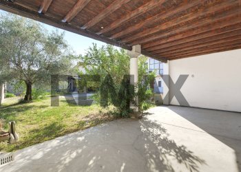 Terrazza - Semi-detached house Via Gian Battista Guarneri
 
19, Passirano - photo 3
