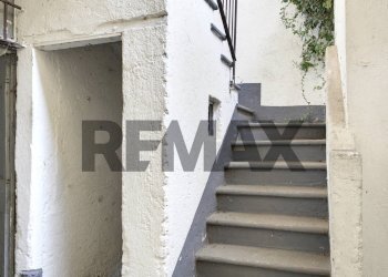 Scale - Semi-detached house Via Gian Battista Guarneri
 
19, Passirano - photo 14