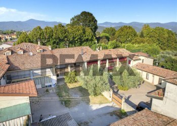 Casa all\'aperto - Semi-detached house Via Gian Battista Guarneri
 
19, Passirano - photo 28