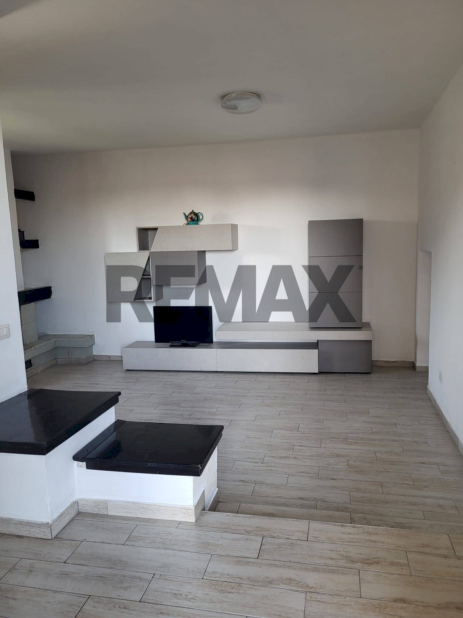 Soggiorno - Three-room apartment vicolo trento
 
9, Capriate San Gervasio - photo 2
