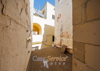 Cortile interno - Independent house via Vittorio Veneto, Tuglie - photo 10
