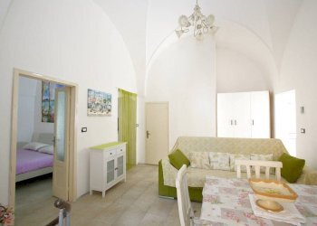 Salone - Casa indipendente via Arcivescovo Zezza, Ruffano - foto 2