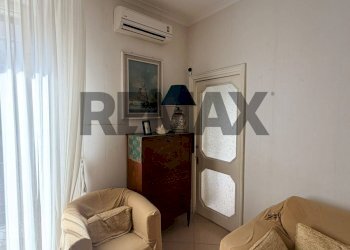 Soggiorno - Quadrilocale Via Santa Lucia
 
133, Napoli - foto 11