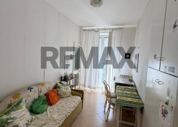 Sala da pranzo - Quadrilocale Via Santa Lucia
 
133, Napoli - foto 15