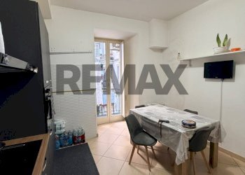 Sala da pranzo - Quadrilocale Via Santa Lucia
 
133, Napoli - foto 20