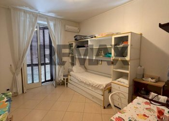 Camera / camera da letto - Quadrilocale Via Santa Lucia
 
133, Napoli - foto 26