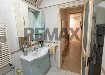 Bagno - Quadrilocale Via Santa Lucia
 
133, Napoli - foto 34