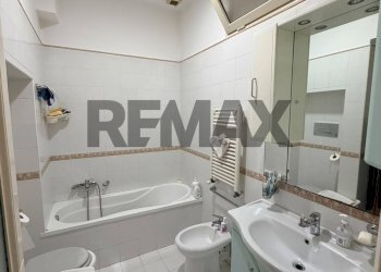 Bagno - Quadrilocale Via Santa Lucia
 
133, Napoli - foto 35