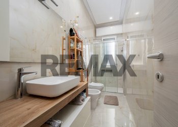 Bagno - Bilocale PIAZZA GIOTTO
 
4, Desio - foto 7