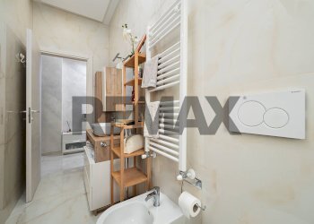 Bagno - Bilocale PIAZZA GIOTTO
 
4, Desio - foto 8