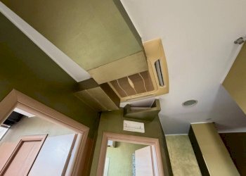 Interno palazzo - Ufficio strada Comunale di Bertolla, 2, Torino (zona Bertolla) - foto 9