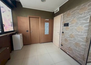 Ingresso - Ufficio strada Comunale di Bertolla, 2, Torino (zona Bertolla) - foto 11