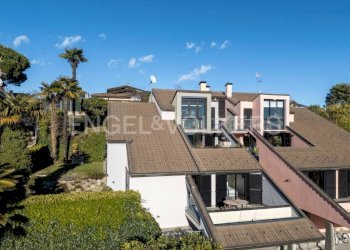 Facciata - Villa a Schiera via Pordoi, 8, Besozzo - foto 27