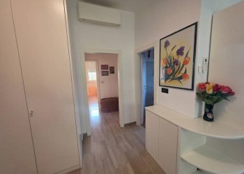 Corridoio - Trilocale via Spina, 1, Bologna (zona Mazzini) - foto 9