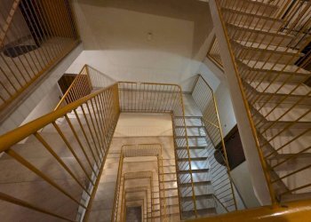 Scala - Trilocale via Spina, 1, Bologna (zona Mazzini) - foto 45
