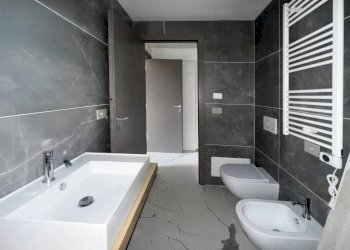 Bagno - One-room apartment corso Stati Uniti, 21, Torino (neighborhood Crocetta) - photo 5